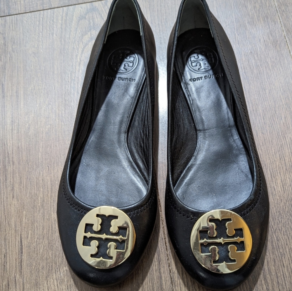 **NEW** Tory Burch Flats